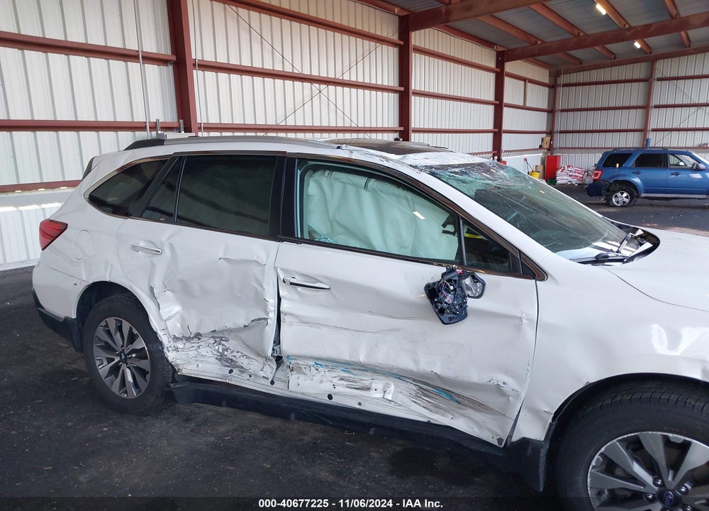 2018 SUBARU OUTBACK 3.6R TOURING VIN: 4S4BSETCXJ3325840