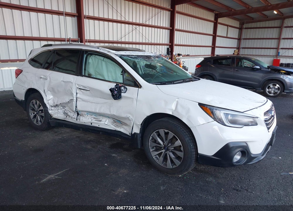 2018 SUBARU OUTBACK 3.6R TOURING VIN: 4S4BSETCXJ3325840
