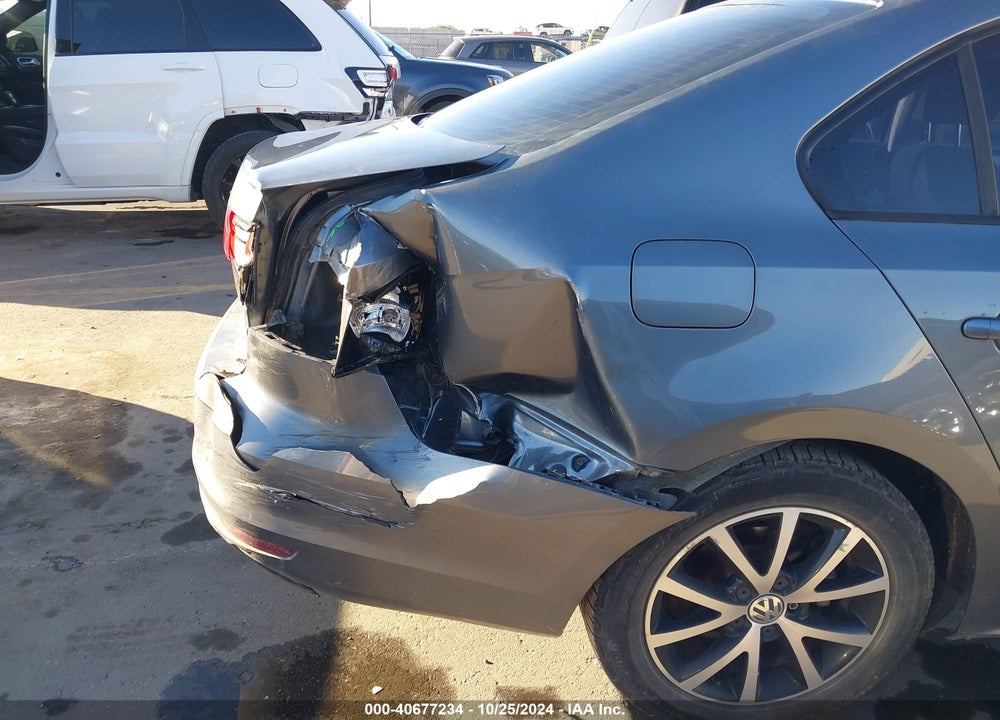 2016 VOLKSWAGEN JETTA 1.4T SE VIN: 3VWD67AJ4GM208550