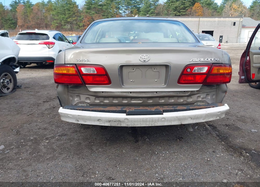 1999 TOYOTA AVALON XLS VIN: 4T1BF18B9XU353208