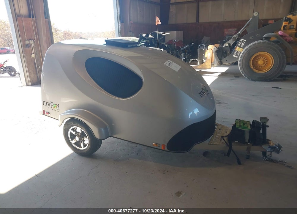 2017 LITTLE GUY MY POD MAX VIN: 57HTT11S1HS002045