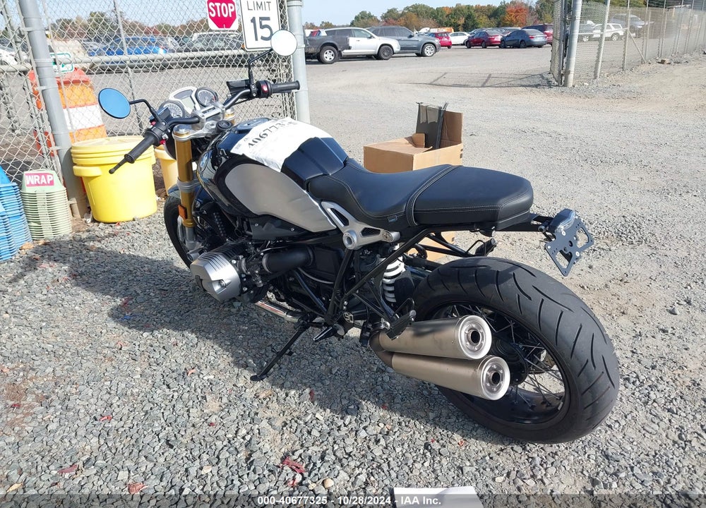 2015 BMW R NINE T VIN: WB10A1606FZ583704