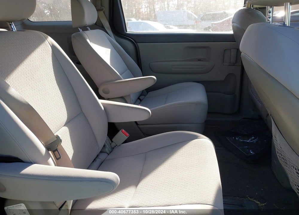 2017 KIA SEDONA L VIN: KNDMA5C11H6255832