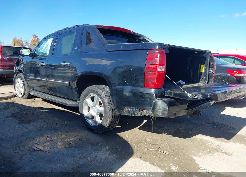 2012 CHEVROLET AVALANCHE 1500 LT1 VIN: 3GNTKFE78CG132883