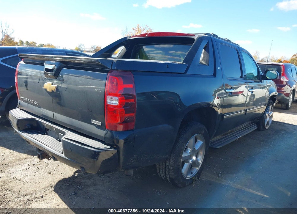 2012 CHEVROLET AVALANCHE 1500 LT1 VIN: 3GNTKFE78CG132883