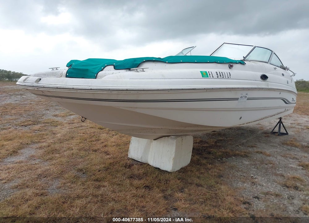 2001 CHAPARRAL BOAT VIN: FGB31320I001