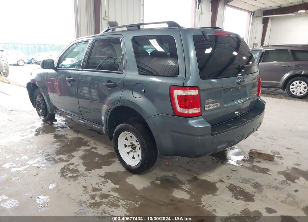 2010 FORD ESCAPE XLT VIN: 1FMCU9DG6AKC83552