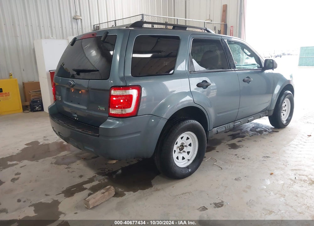 2010 FORD ESCAPE XLT VIN: 1FMCU9DG6AKC83552