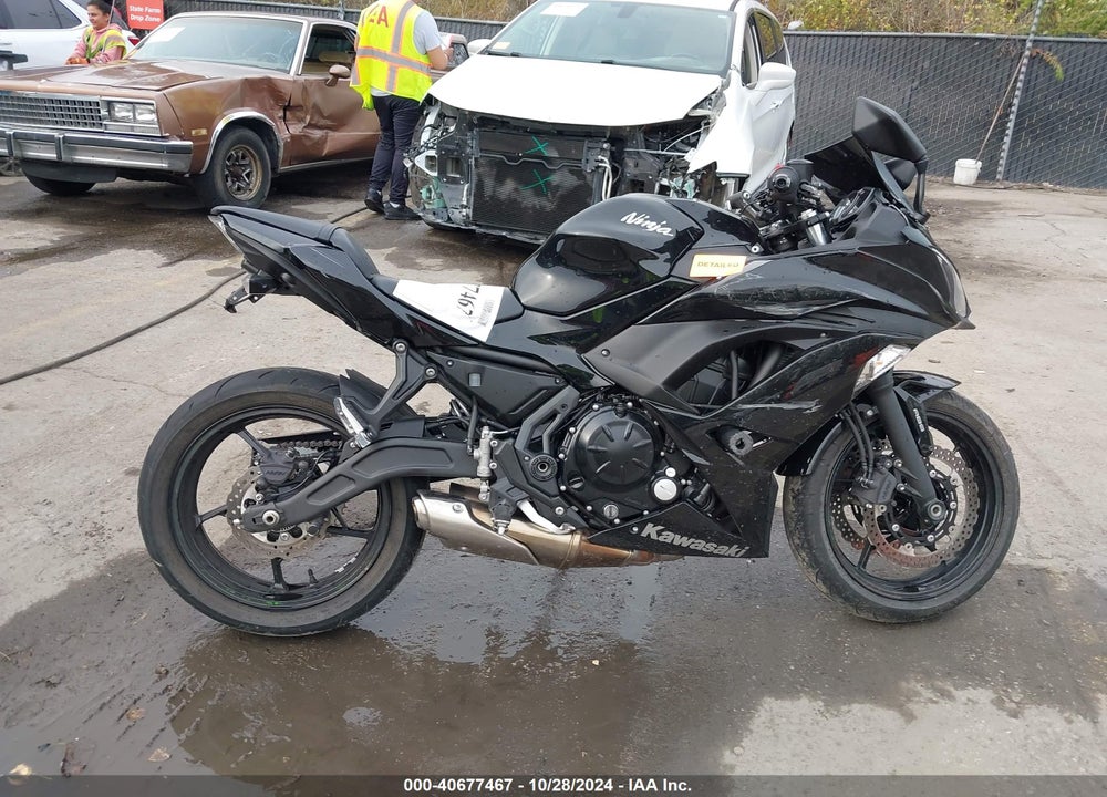 2019 KAWASAKI EX650 F VIN: JKAEXEK19KDA30918