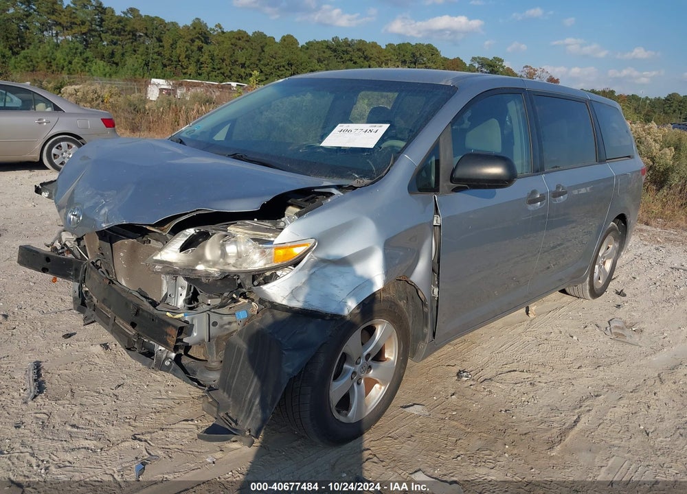 2011 TOYOTA SIENNA VIN: 5TDKA3DC4BS004001