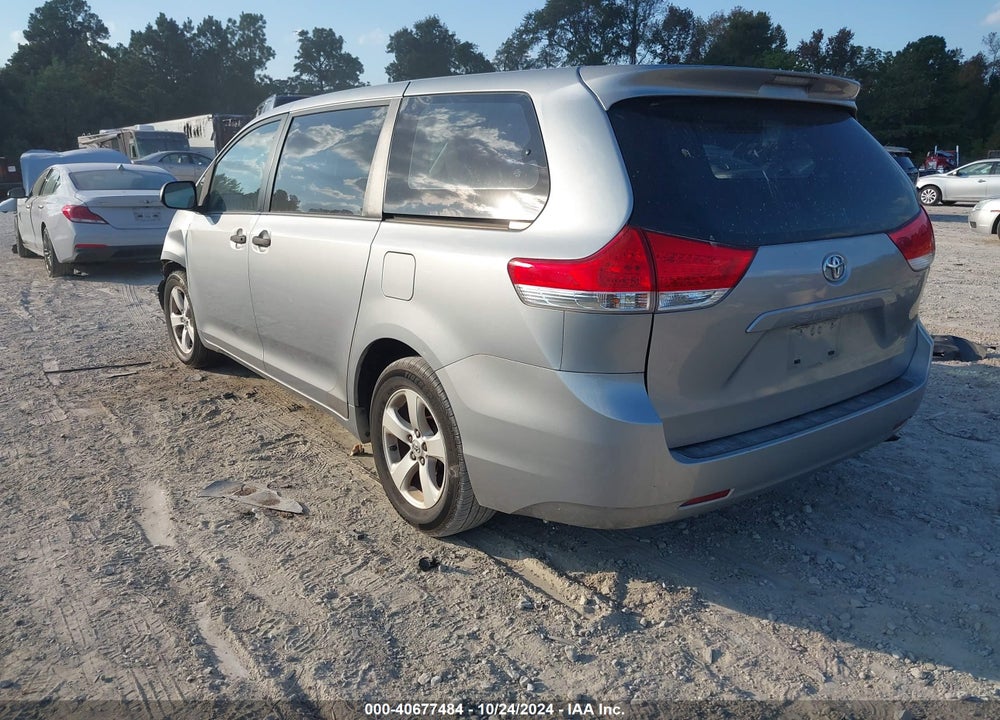2011 TOYOTA SIENNA VIN: 5TDKA3DC4BS004001