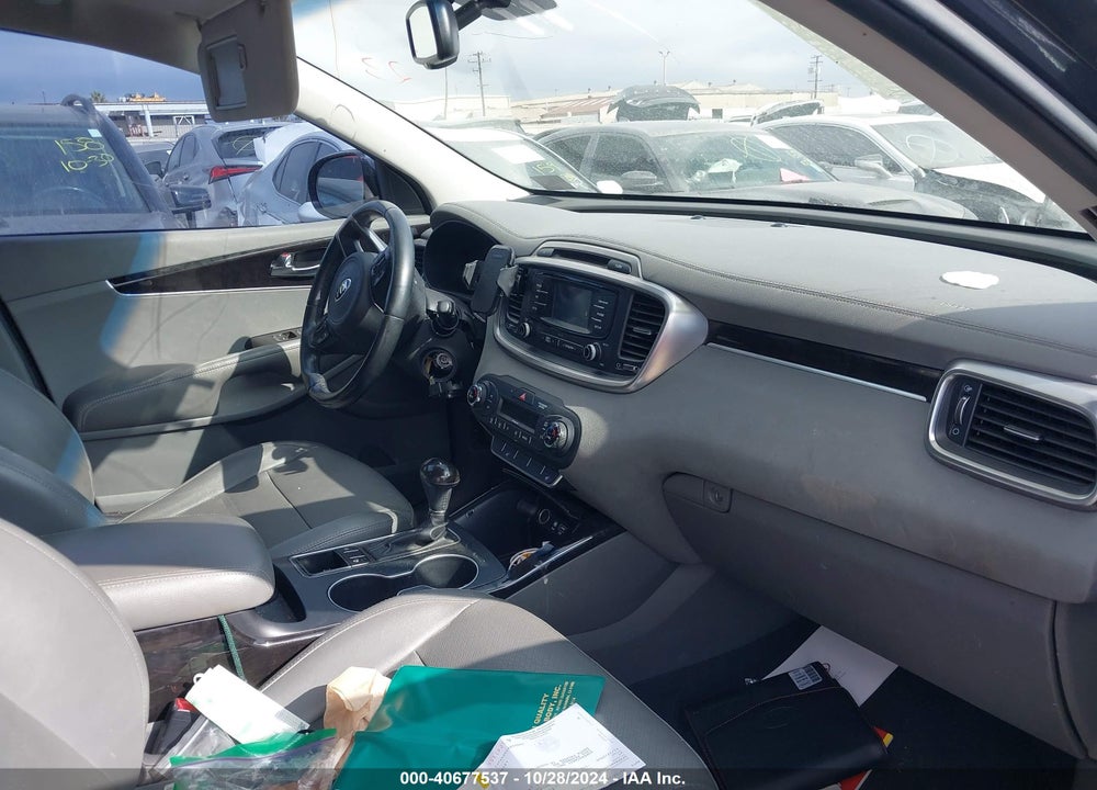 2016 KIA SORENTO 3.3L EX VIN: 5XYPH4A52GG150141