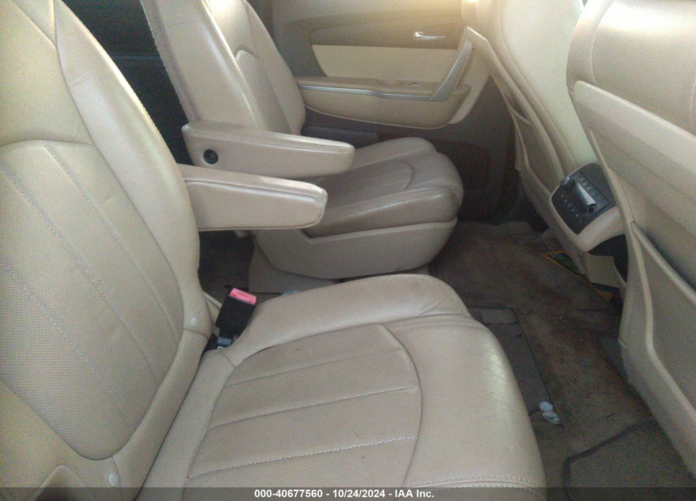 2011 GMC ACADIA SLT-2 VIN: 1GKKRSED2BJ202278