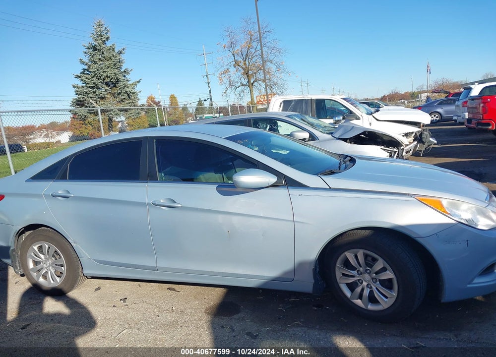 2013 HYUNDAI SONATA GLS VIN: 5NPEB4AC0DH512334