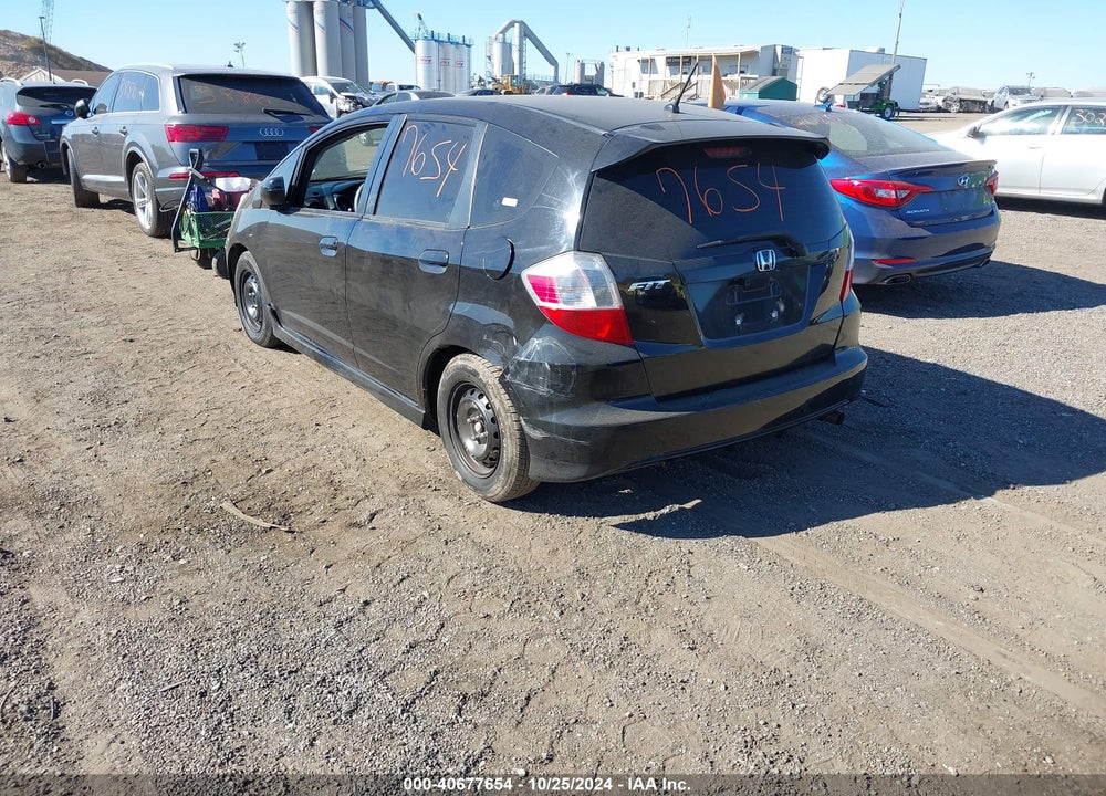 2009 HONDA FIT SPORT VIN: JHMGE88459S015440