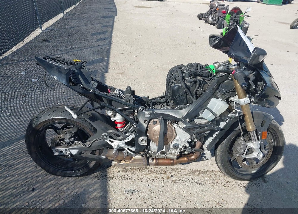 2022 BMW S 1000 RR VIN: WB10E2302N6E95914