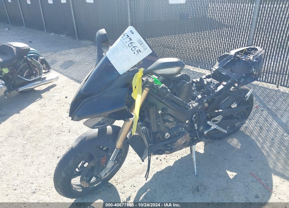 2022 BMW S 1000 RR VIN: WB10E2302N6E95914
