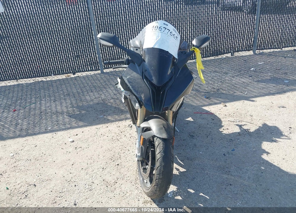 2022 BMW S 1000 RR VIN: WB10E2302N6E95914