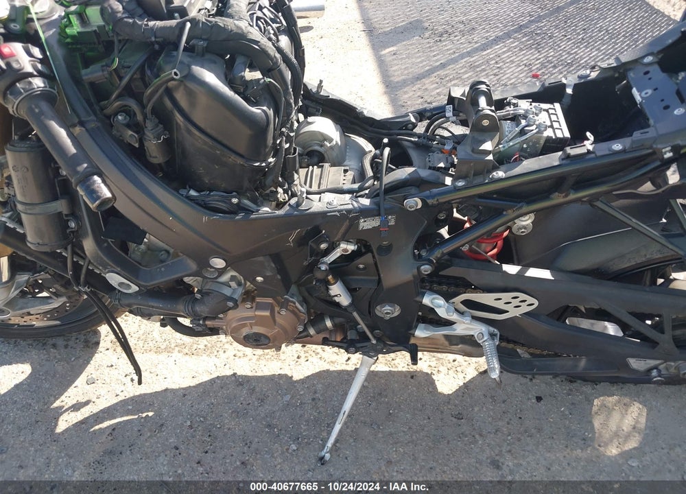 2022 BMW S 1000 RR VIN: WB10E2302N6E95914
