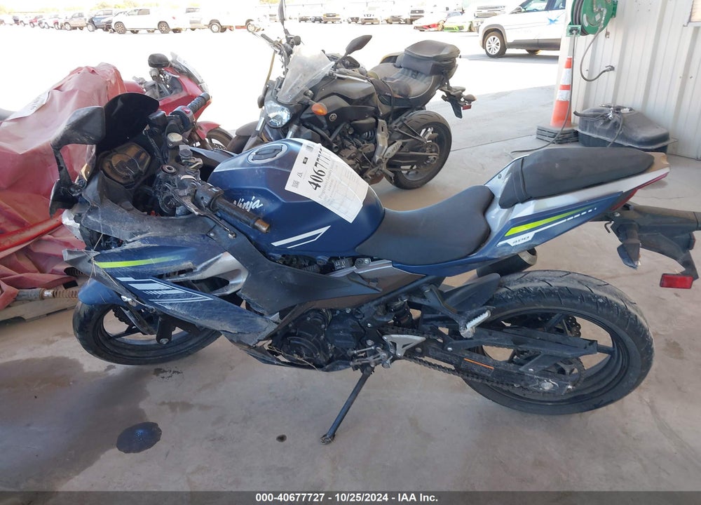2022 KAWASAKI EX400 VIN: JKAEXKG1XNDAF1140