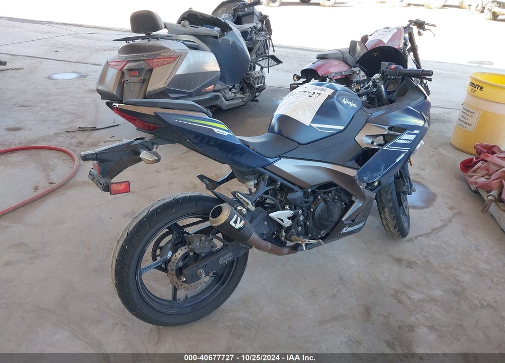 2022 KAWASAKI EX400 VIN: JKAEXKG1XNDAF1140