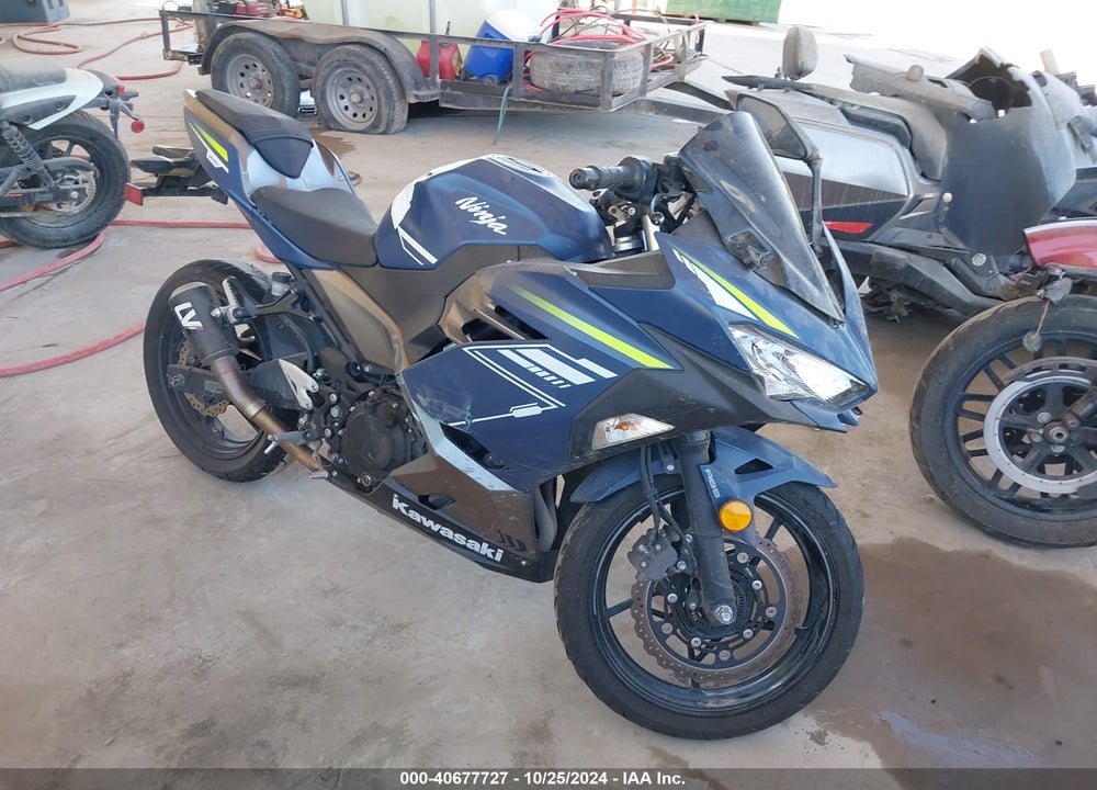 2022 KAWASAKI EX400 VIN: JKAEXKG1XNDAF1140