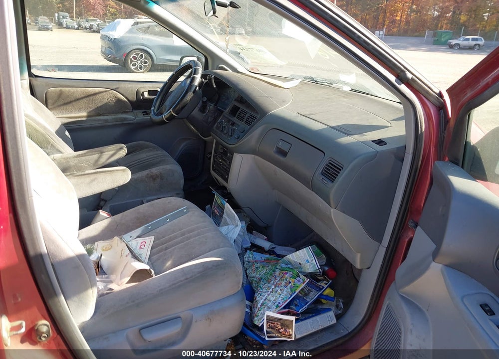 1998 TOYOTA SIENNA LE VIN: 4T3ZF13C0WU064531