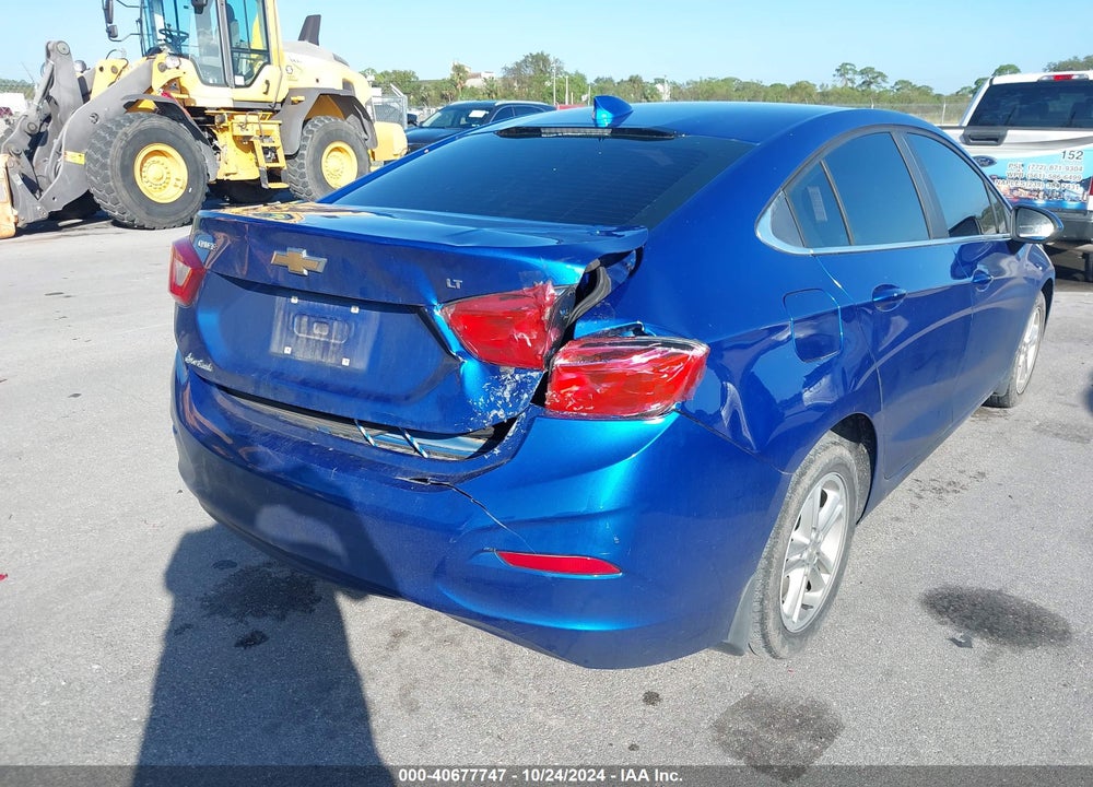 2018 CHEVROLET CRUZE LT AUTO VIN: 1G1BE5SM7J7226514