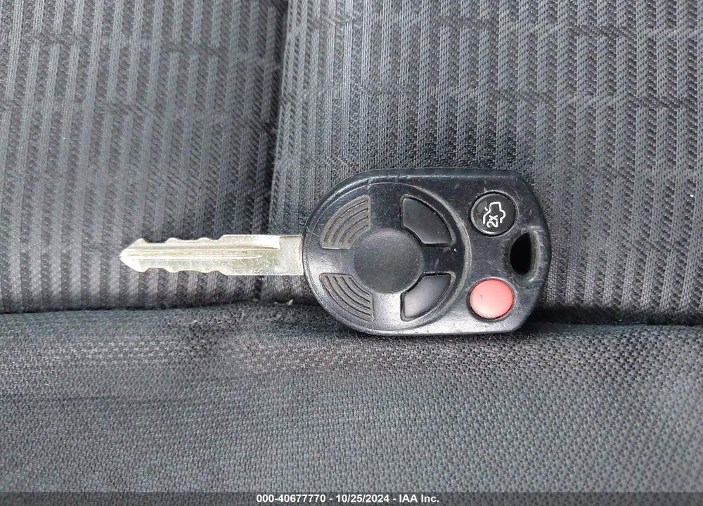 2010 FORD FUSION SE VIN: 3FAHP0HA0AR160771