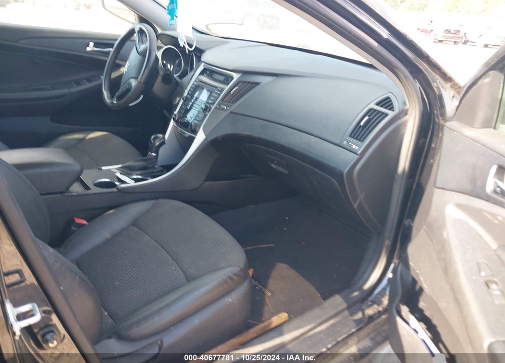 2012 HYUNDAI SONATA SE VIN: 5NPEC4AC1CH359653