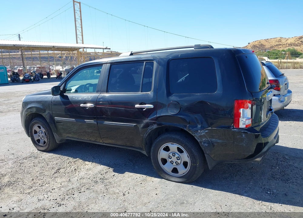 2012 HONDA PILOT LX VIN: 5FNYF3H24CB014644