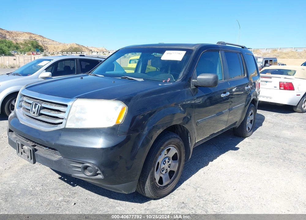 2012 HONDA PILOT LX VIN: 5FNYF3H24CB014644