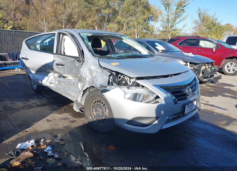 2018 NISSAN VERSA 1.6 S+ VIN: 3N1CN7AP4JL810676