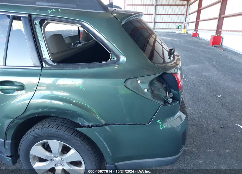 2011 SUBARU OUTBACK 2.5I LIMITED VIN: 4S4BRBLC5B3367828