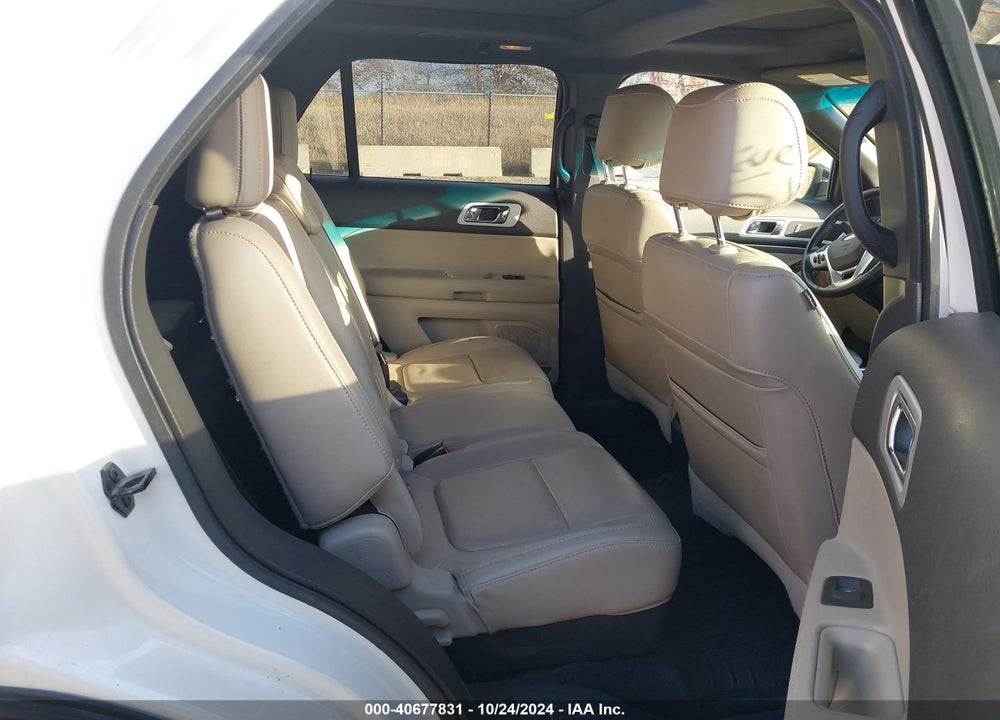 2011 FORD EXPLORER XLT VIN: 1FMHK8D86BGA76646