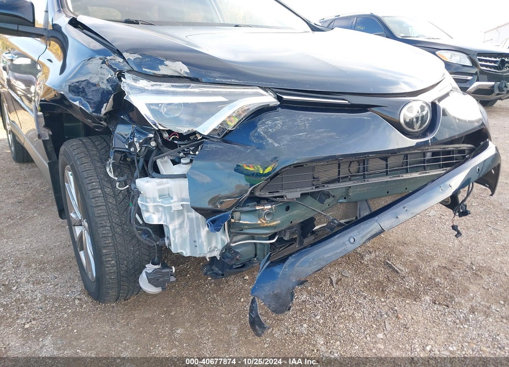 2017 TOYOTA RAV4 LIMITED VIN: JTMDFREV1HJ704710