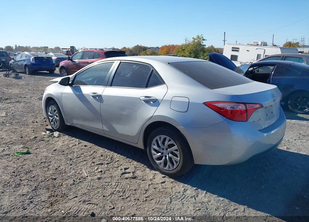 2018 TOYOTA COROLLA LE VIN: 2T1BURHEXJC081548