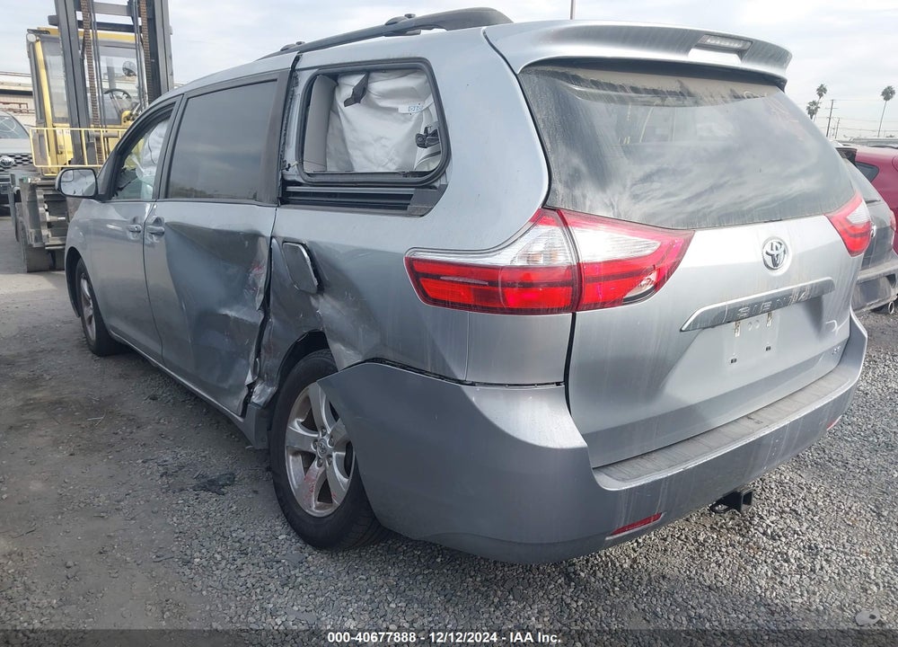 2016 TOYOTA SIENNA LE 8 PASSENGER VIN: 5TDKK3DC2GS724921