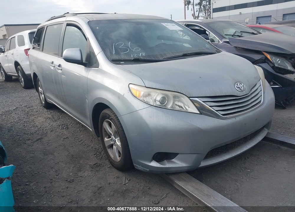 2016 TOYOTA SIENNA LE 8 PASSENGER VIN: 5TDKK3DC2GS724921