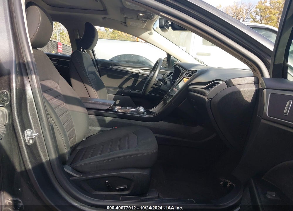 2019 FORD FUSION SE VIN: 3FA6P0T97KR269461