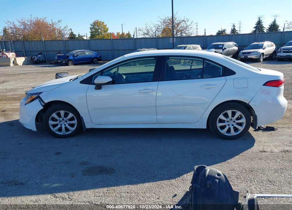 2022 TOYOTA COROLLA LE VIN: 5YFEPMAE3NP349010