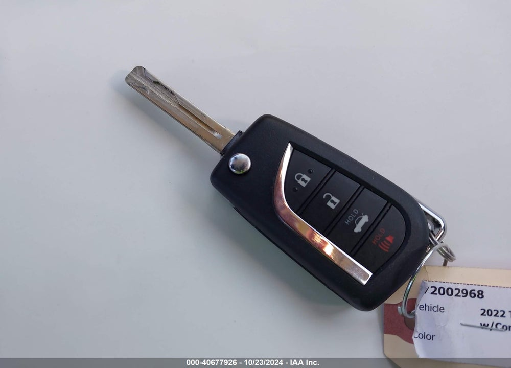 2022 TOYOTA COROLLA LE VIN: 5YFEPMAE3NP349010