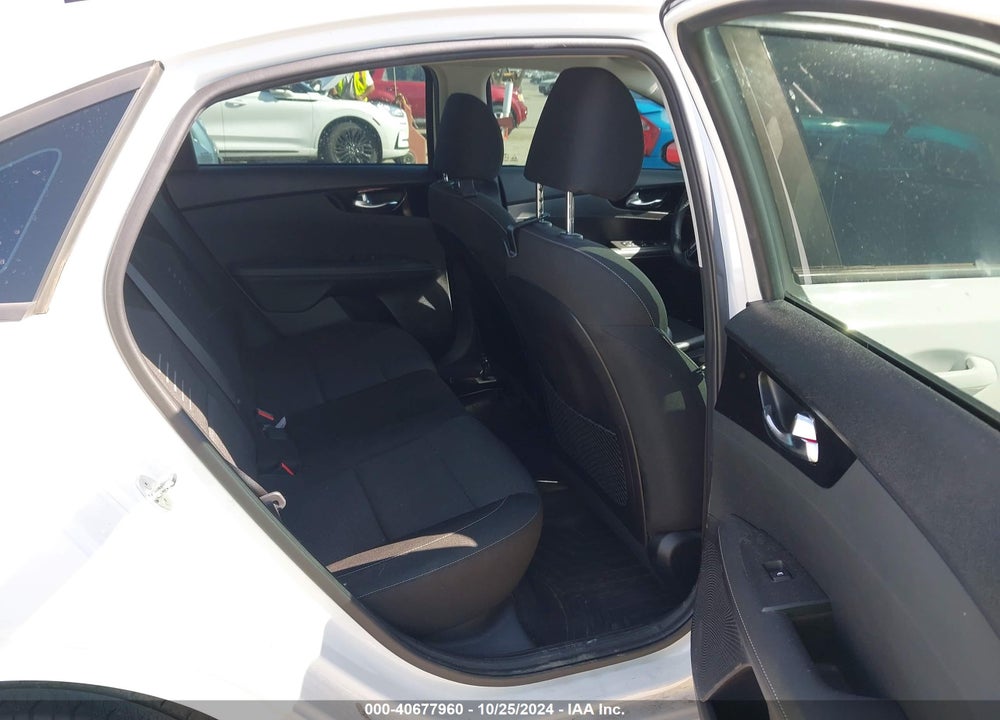 2019 KIA FORTE S VIN: 3KPF34AD2KE105160