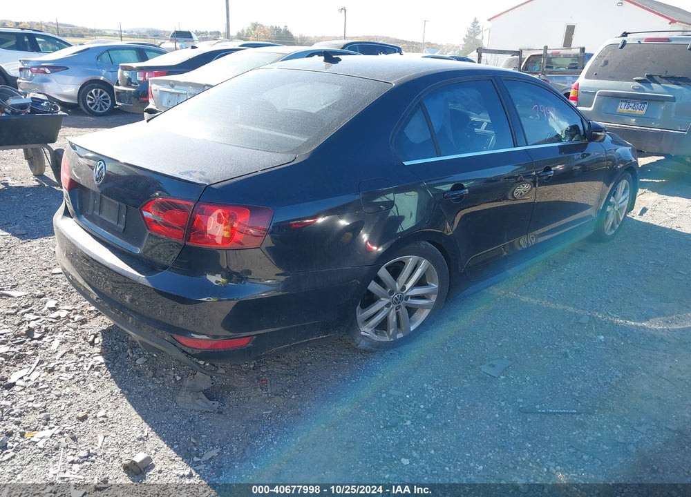 2013 VOLKSWAGEN JETTA GLI VIN: 3VW4A7AJXDM212127