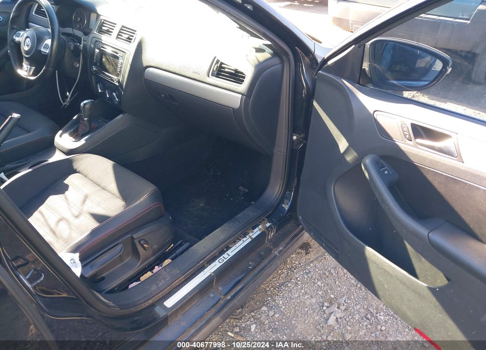 2013 VOLKSWAGEN JETTA GLI VIN: 3VW4A7AJXDM212127