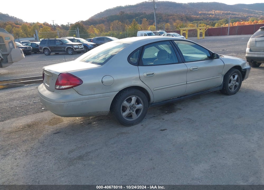 2005 FORD TAURUS SE VIN: 1FAFP53U65A168718