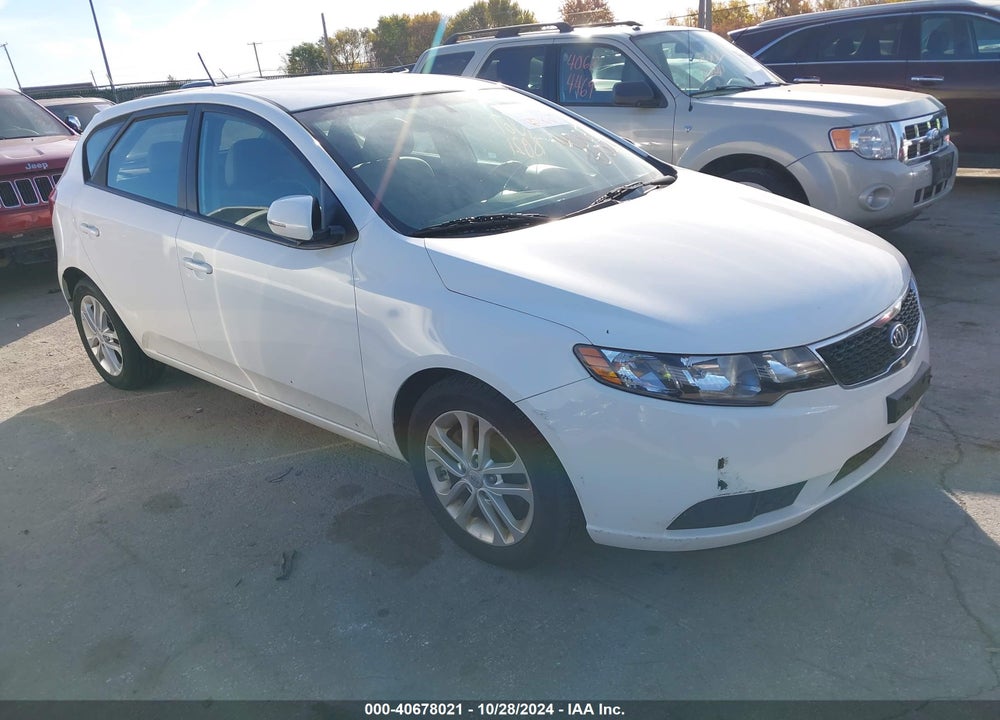 2011 KIA FORTE EX VIN: KNAFU5A24B5437322
