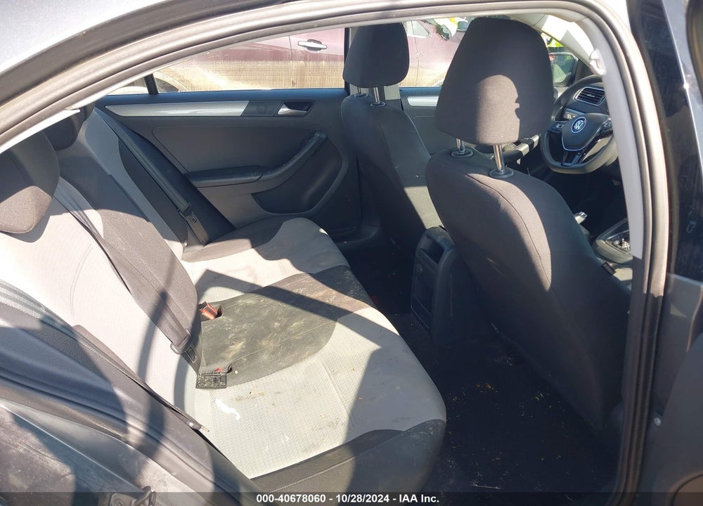 2017 VOLKSWAGEN JETTA 1.4T S VIN: 3VW2B7AJ6HM372094