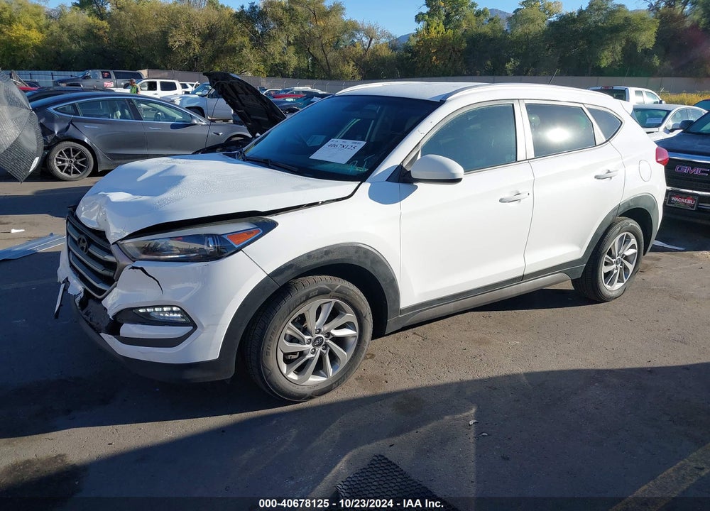 2016 HYUNDAI TUCSON SE VIN: KM8J3CA40GU074998