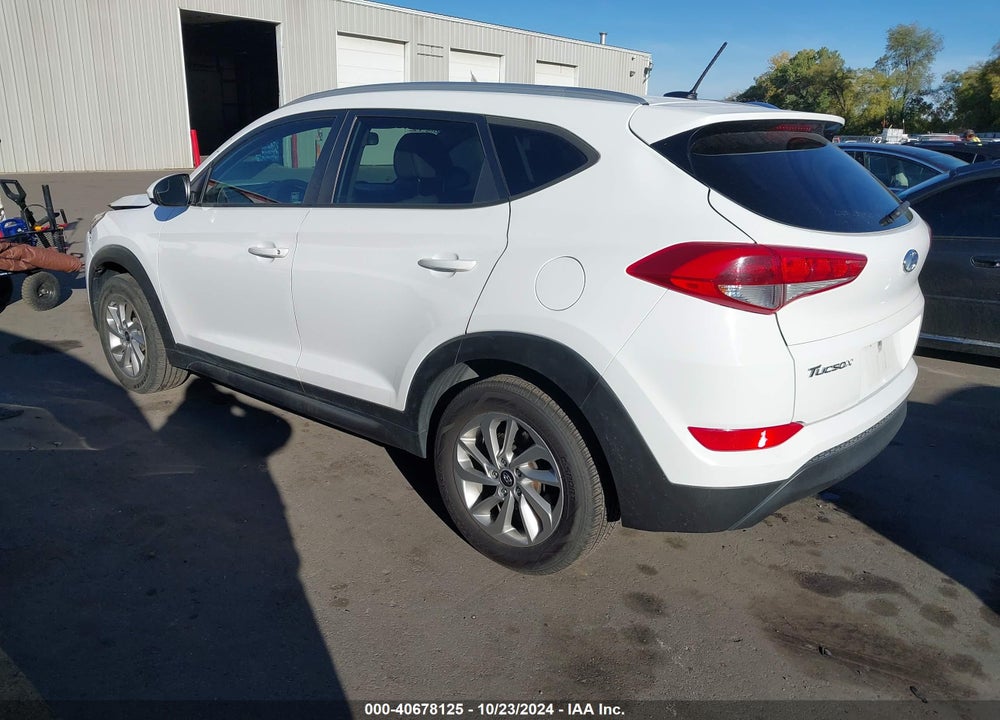 2016 HYUNDAI TUCSON SE VIN: KM8J3CA40GU074998